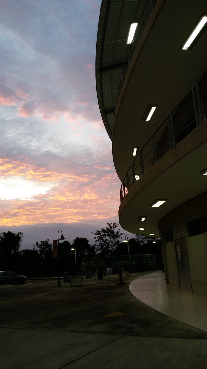 jmejia00's tweet image. Atardecer en #espol #edcom