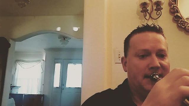 trumpetsizzle's tweet image. Herbert l. Clarke Studs #1 Chromatic fast fingers study
#fingertechnique #clarkeetude1 
#herbertlclarke ift.tt/2sA0GUw