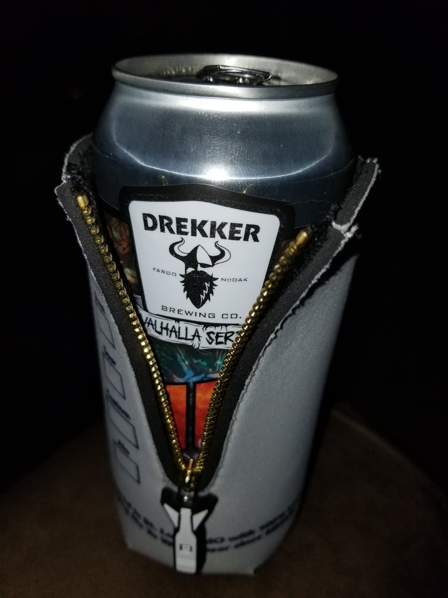 drgnflms7's tweet photo. @mybomberjackets #SayNoToWarmBeer #MyBeerIsStillCold #BeerCleavage @DrekkerBrewing #ThorIsMyCoPilot #DrinkLocalish #LastCanSadDay https://t.co/50Em0lmQws
