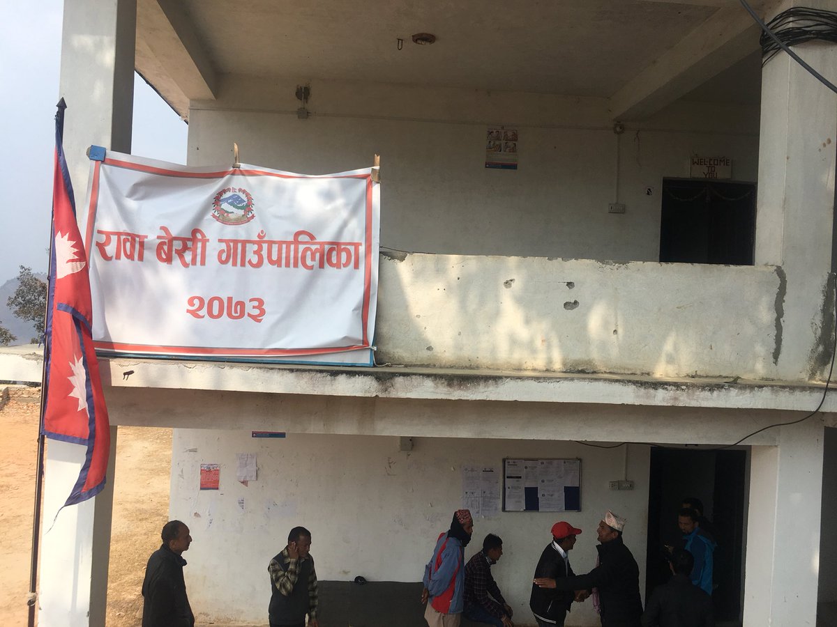Rameshpok's tweet photo. Khotang kharpa ma https://t.co/jYdi7Gom3x