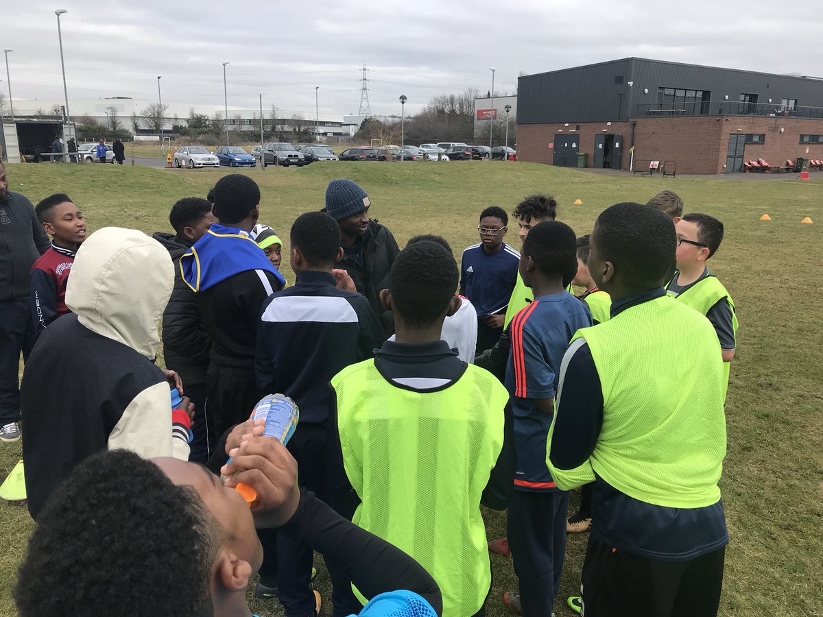 CSFC_famo_club's tweet image. Few snaps from our in-house CPD delivered by @amg_coach  for the CSFC Coaches. Loads of positive intent for coaches to take onboard, adapt and implement... #development #creatingpaths #cpd #csfc #knowlegde #coaching