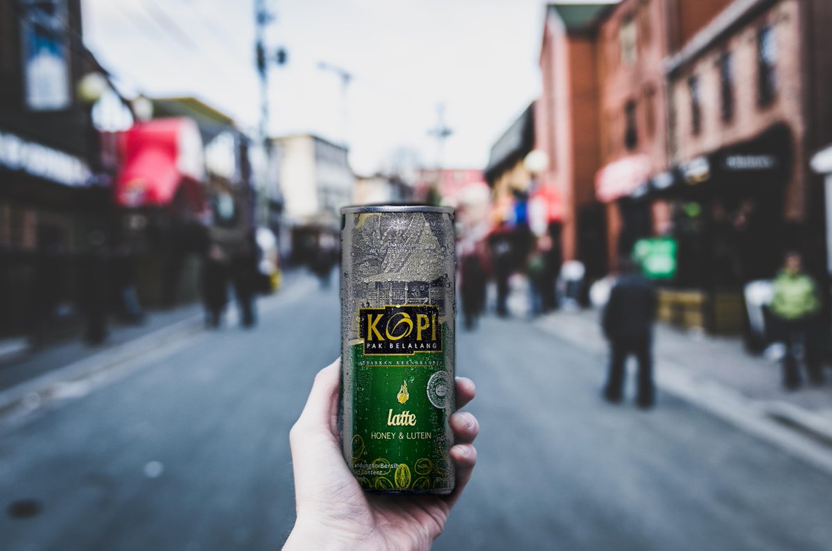 Untuk kamu penikmat Latte. Sajian baru Kopi Pak Belalang siap memanjakan sore harimu. 

#KopiPakBelalang #ReadyToDrink