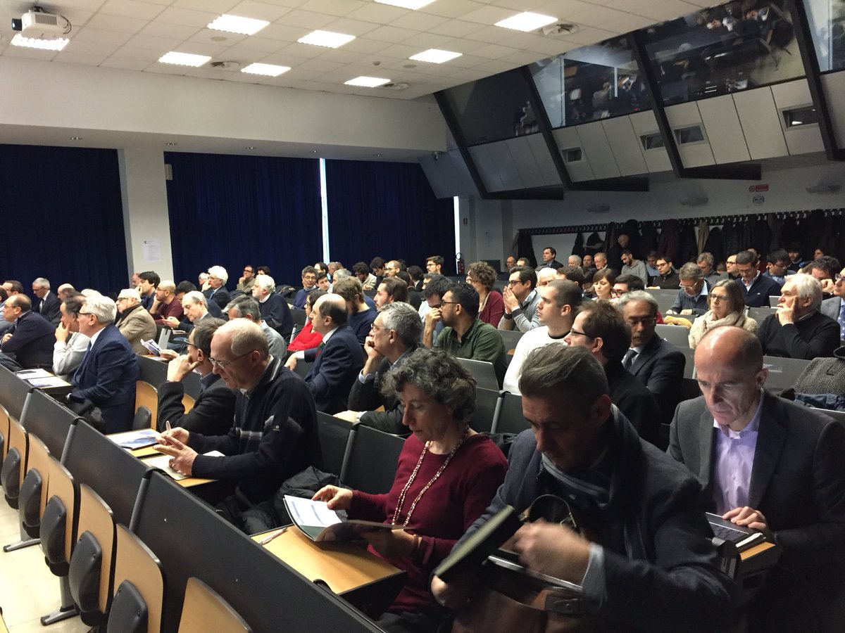 FondaPoliMi's tweet photo. Aula piena per il workshop #Enablinginfrastructures: la ricerca ha bisogno delle infrastrutture per avanzare e entrare nella rete dell’#Europa. Donatella Sciuto @polimi https://t.co/yDTc6gpC0X