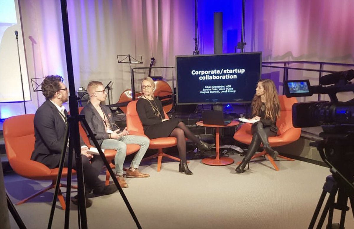 I torsdag panelade vi om framtiden, #startups och samverkan. Om hur vi på <a href="/ABBSverige/">ABB Sverige</a> jobbar med <a href="/IgniteSweden/">Ignite Sweden</a> och <a href="/SynerLeap/">SynerLeap</a>. Kul!