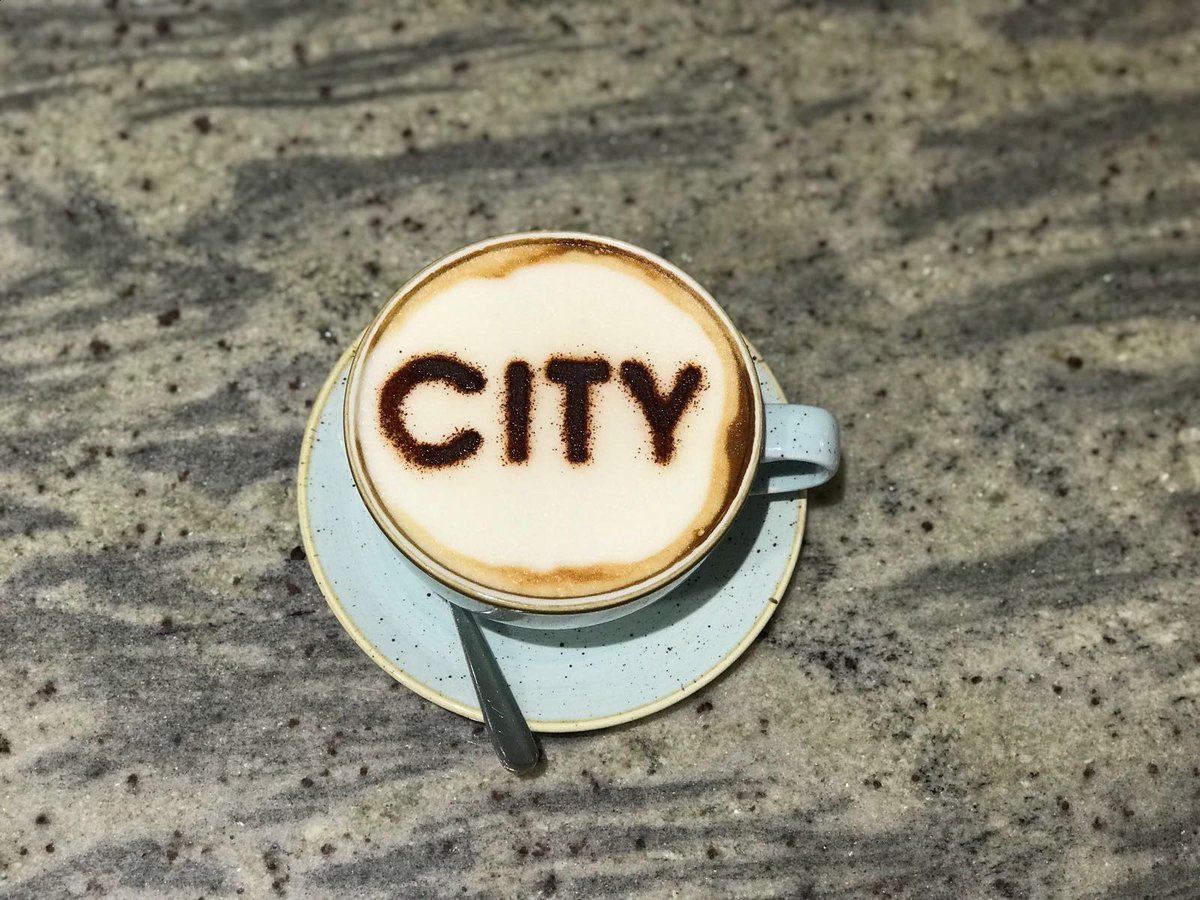 LondonCityAir's tweet photo. Morning from LCY, let us know if you're flying this week! https://t.co/oPNdwyv47I
