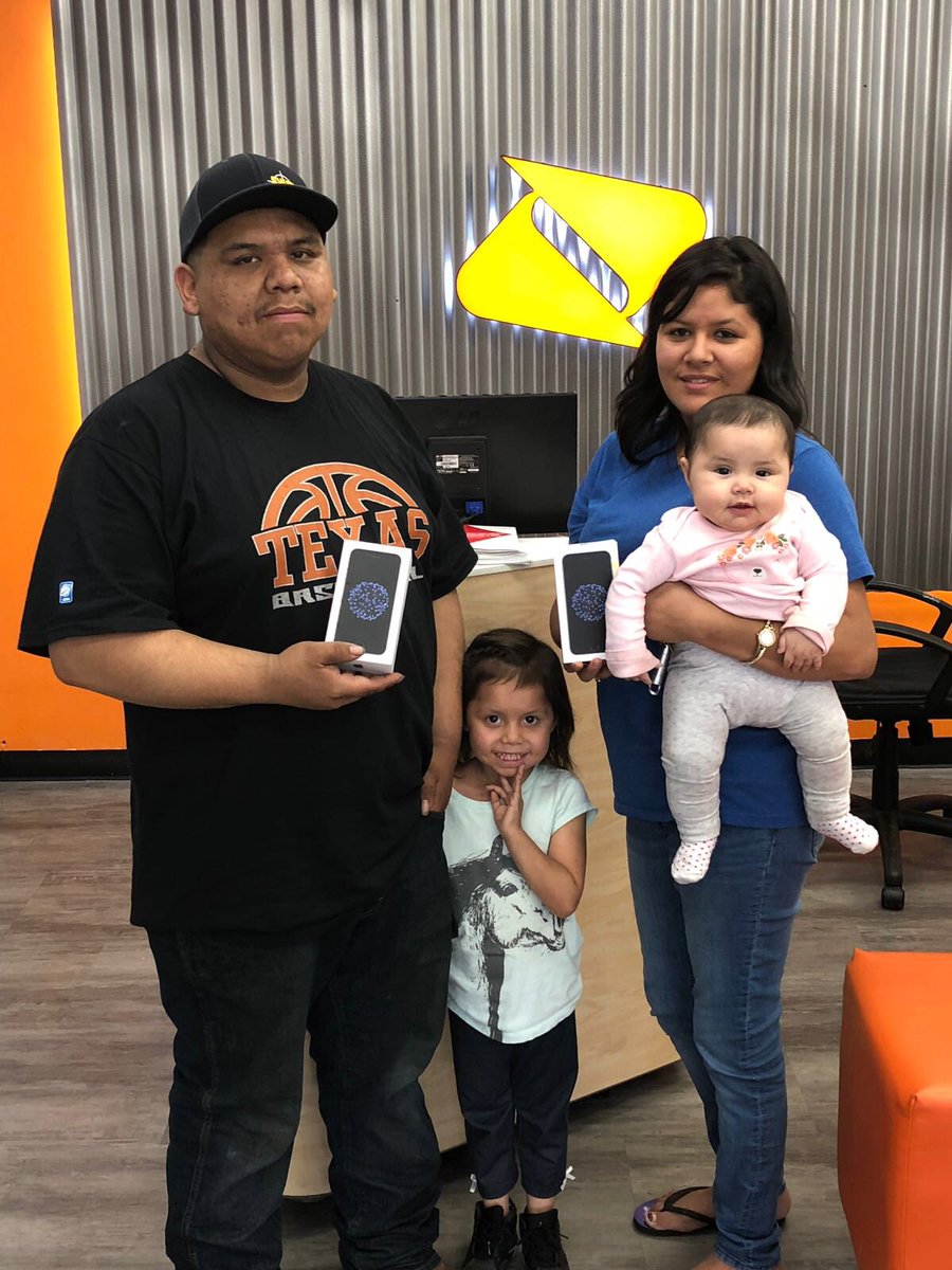 newsmartphones_'s tweet image. We had a great weekend @ New Smart Phones! The IPhone 6 deal is awesome and only Boost can provide such a great deal. Our customers left happy and satisfied with their new phones.

#boostnationevent
#houtax18