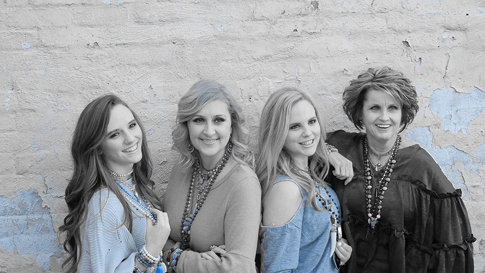 ParentingKnow's tweet image. Find unique fashions at Rosa Lee Boutique in Anniston. youtu.be/UAuCxpDDtZw