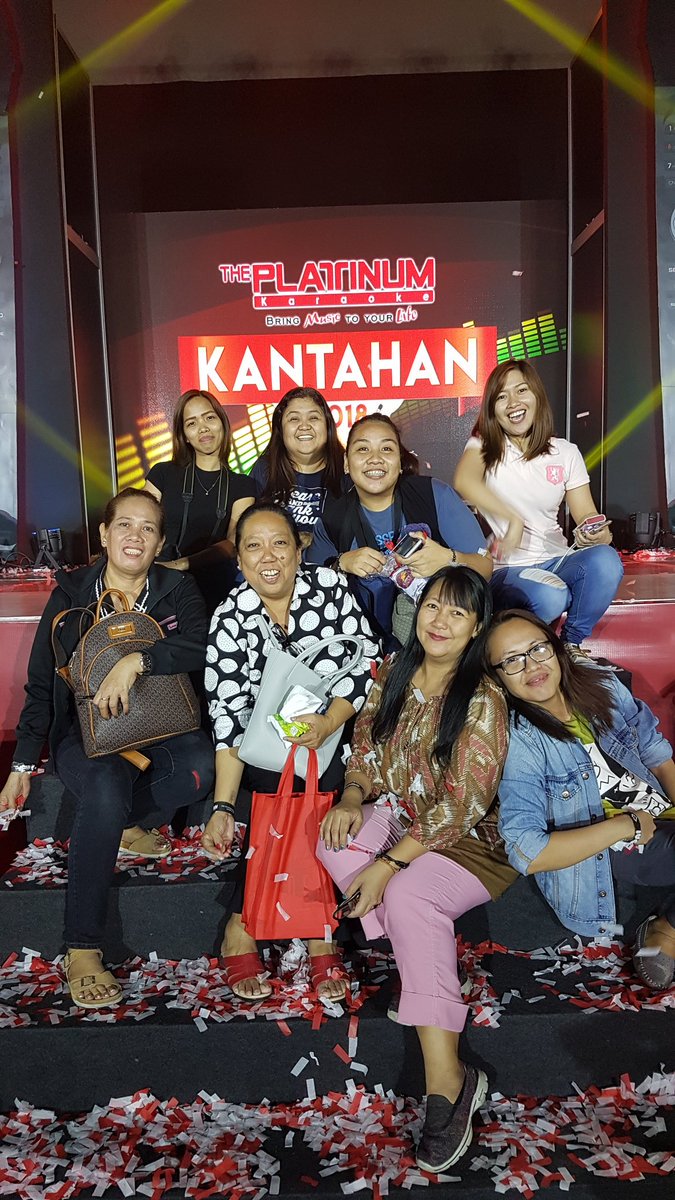 PlatinumKRK's tweet photo. It’s @darna817 and friends obviously having fun at #PlatinumKaraokeKantahan2018 Have photos of your own? Tag us now and we’ll repost them. :) https://t.co/KbcqN9tcZ9