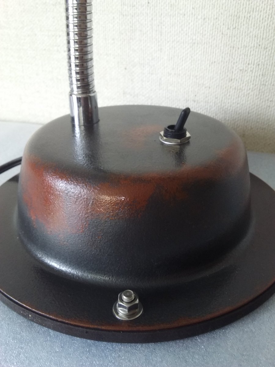 Aqua アクア 久しぶりに照明を製作しました 電気スタンド 塗装でサビ感を出しております ネックは古物屋で300円で買ってきました 笑 電気スタンド レトロ サビ塗装 照明 自作 インダストリアル アイアン調 Aqua アクア 久しぶりに照明を製作しました 電気スタンド 塗装でサビ感を出しております ネックは古物屋で300円で買ってきました 笑 電気スタンド レトロ サビ塗装 照明 自作 インダストリアル アイアン調