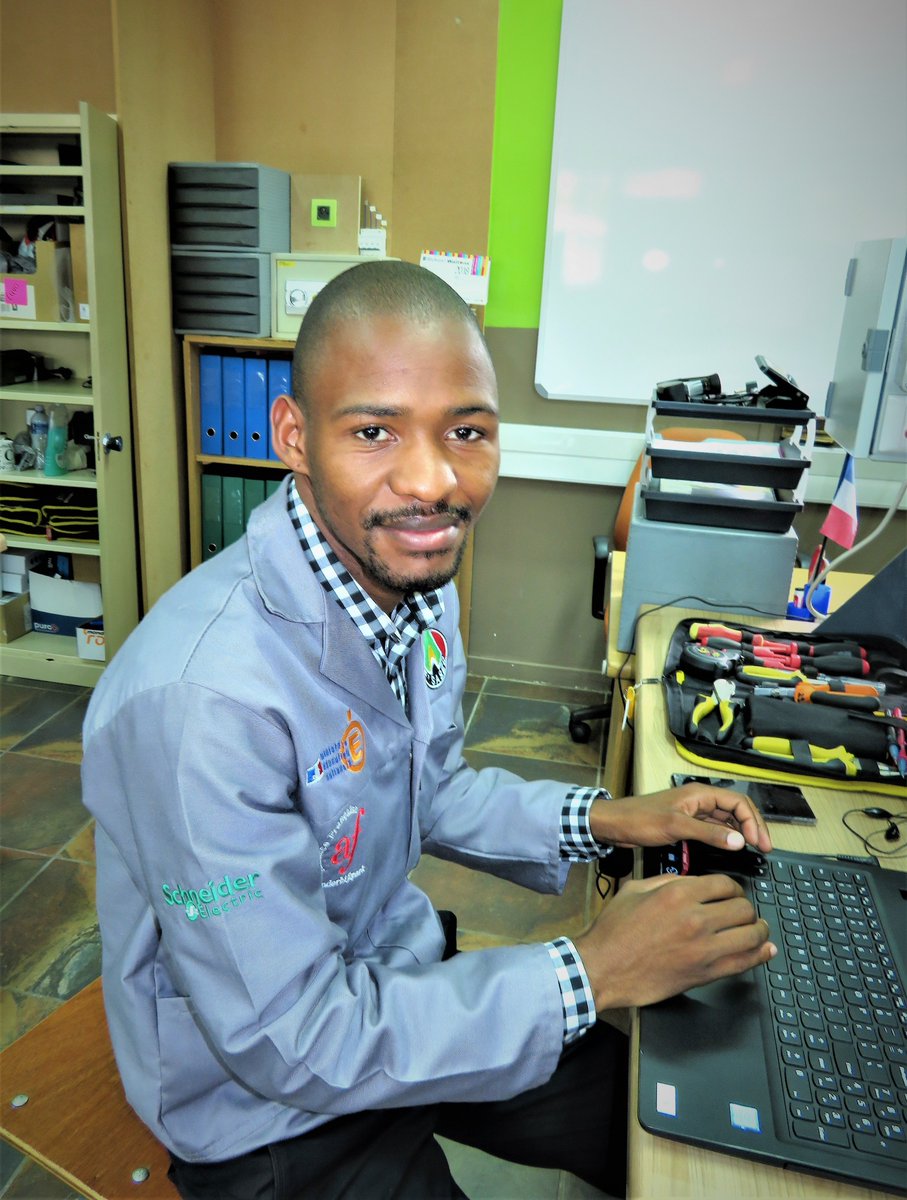 FsasecZA's tweet photo. Today we celebrate the career of our Mr. Luvo Dubula, who passed his Trade test last year October. He is our Male Career Monday and he is a motivation to the current UBUNTU team as he is our former student and from all that today he is a qualified electrician.
#MCM
#FSASEC https://t.co/ZLt4UZUPVJ
