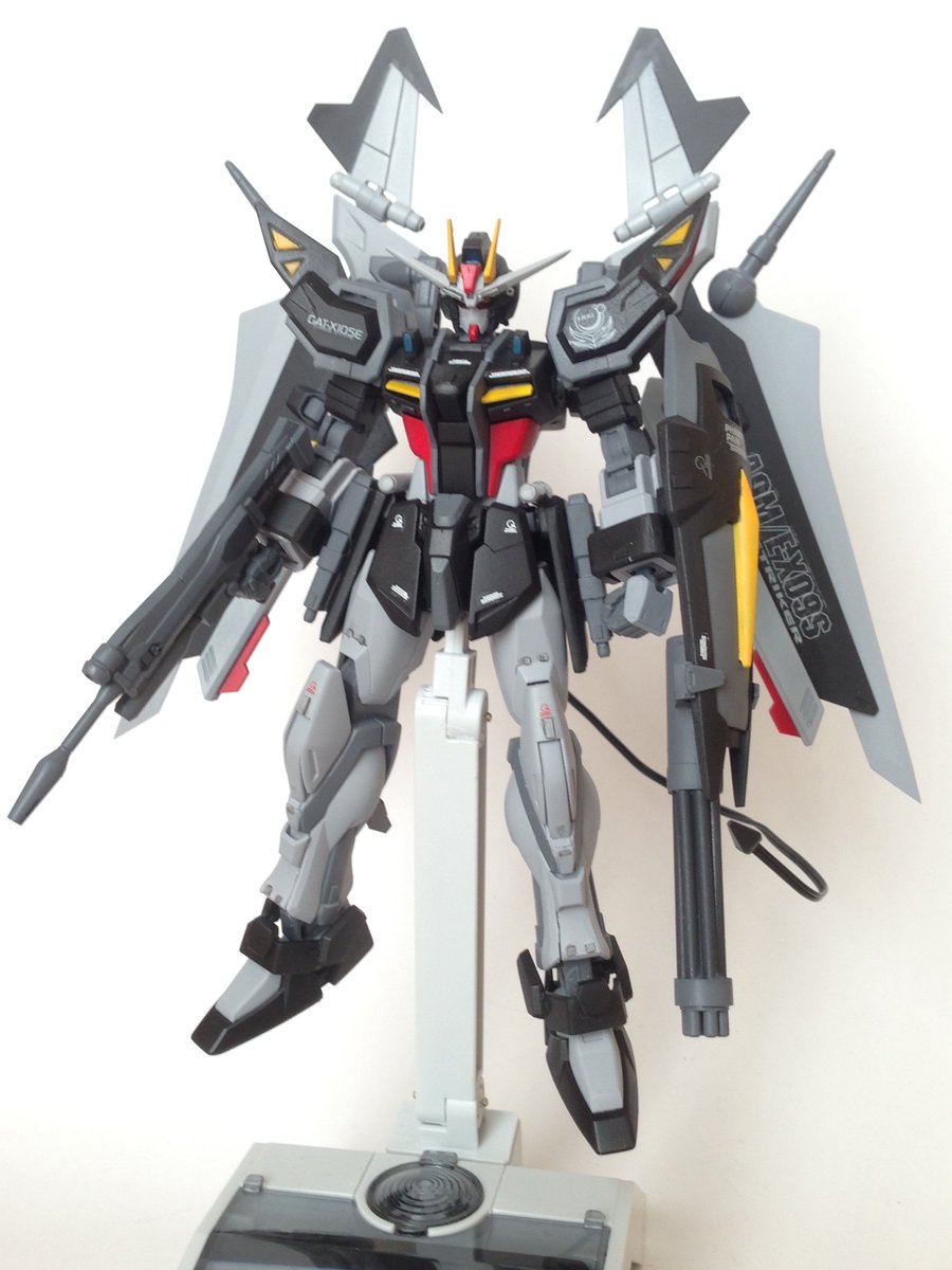 Niccskys Twitter वर Hgce ガンダムストライクノワール改 Hgce エールストライクガンダムとhgストライクノワールの2個一作品です いくつか追加武装などしています 去年から作る作るいって放置していましたが 前作の塗装と合わせて完成させました ガンダム