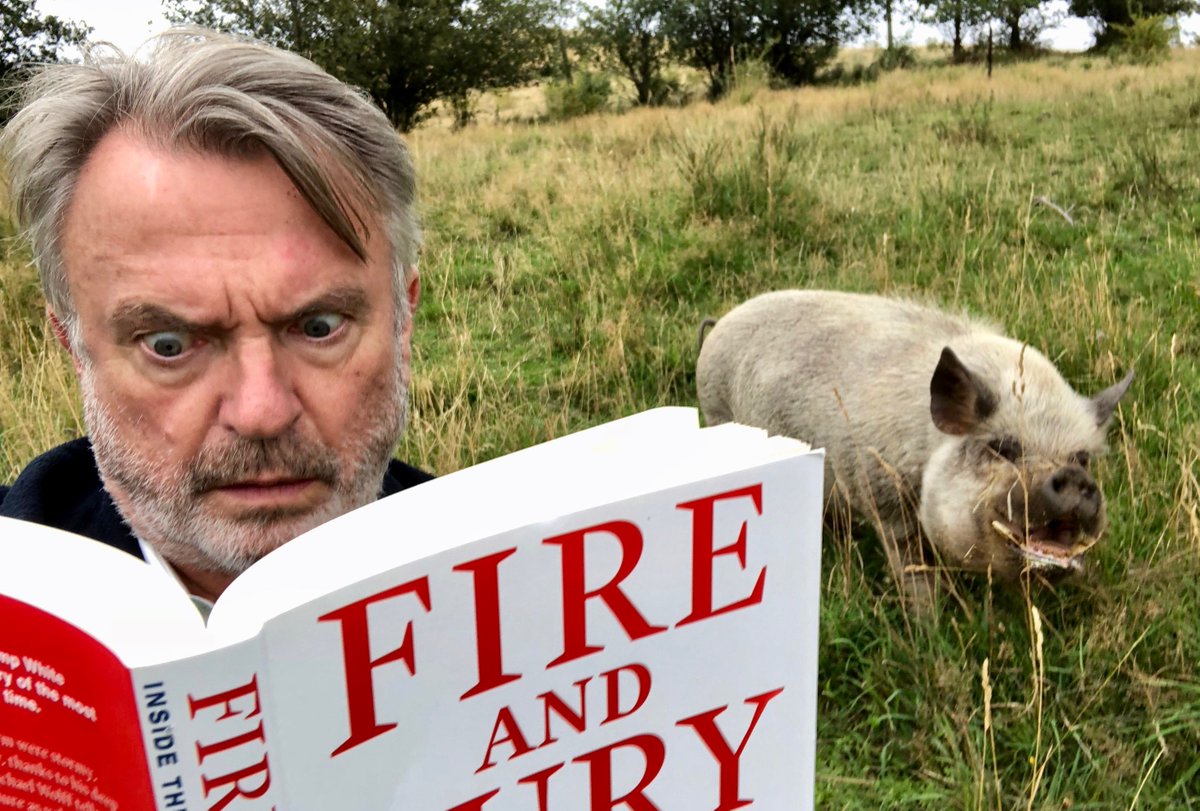 We've been reading #FireAndFury - Inside The #Trump White House.
I'm like - OMG.
Pig's like - LOL
#MillenialPig