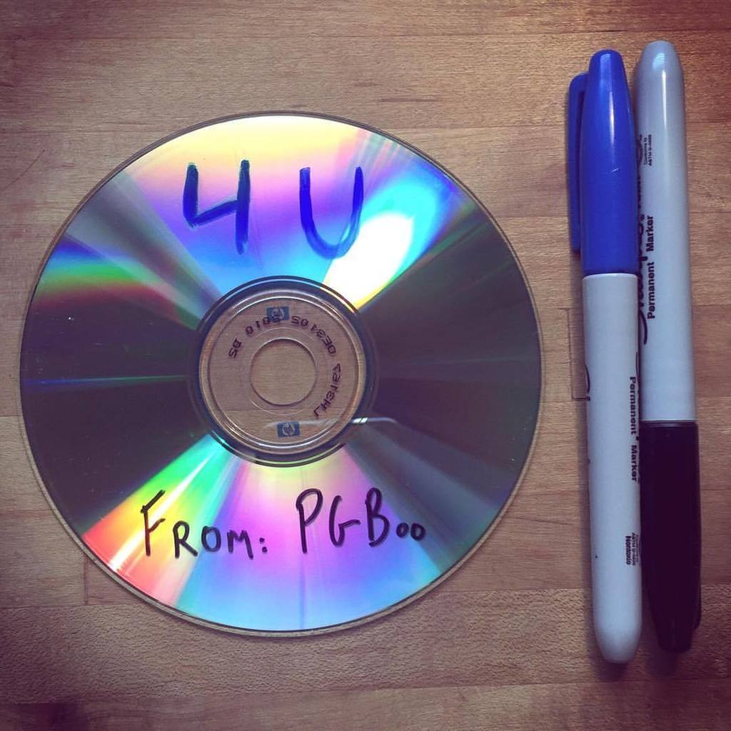peterjohnandre's tweet photo. TL;DR: I started a Spotify playlist with tunes I’m digging atm. Search “I Made You This CD” on Spotify or LINK IN BIO

🎹🔥🎹

I get asked for music recs quite a bit so I thought I’d try something new. I arrived at the tail end of making mixtapes, but I have fond memories of CD… https://t.co/YaXfRDoyBO