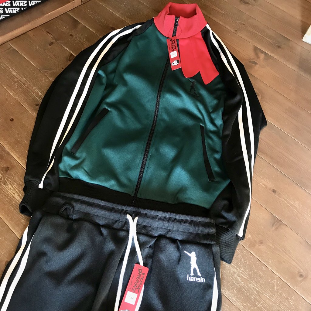 パンクドランカーズ　仮面ライダー　ジャージ PUNK DRUNKERS - パンクドランカーズ 仮面ライダージャージ XL