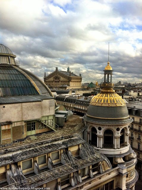 ParisAMDParis's tweet photo. Opera Garnier in the distance https://t.co/tacJelgksc