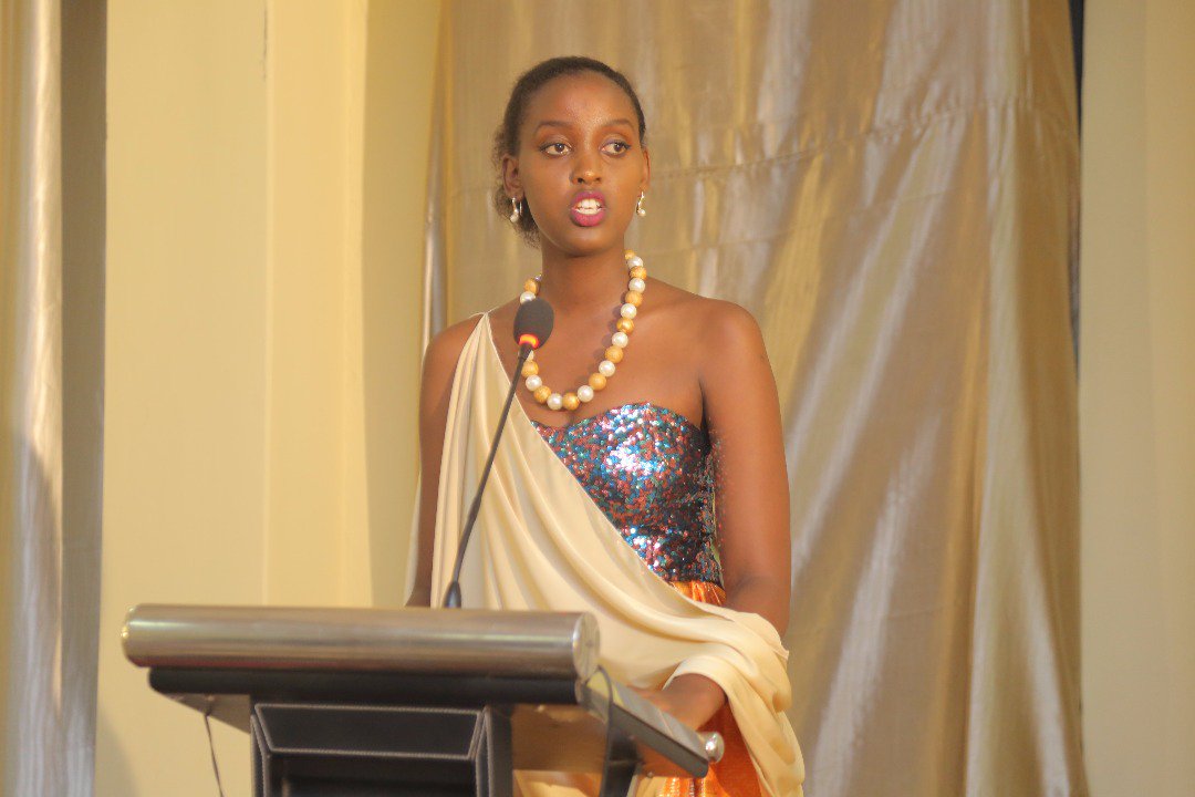 MissRwandaDotRW's tweet photo. First runner-up in Miss Rwanda 2017 Guelda Shimwa presenting her achievements during 'Igitaramo njya/mva rugamba'. #MissRwanda2018 https://t.co/LYhWE7OMAU