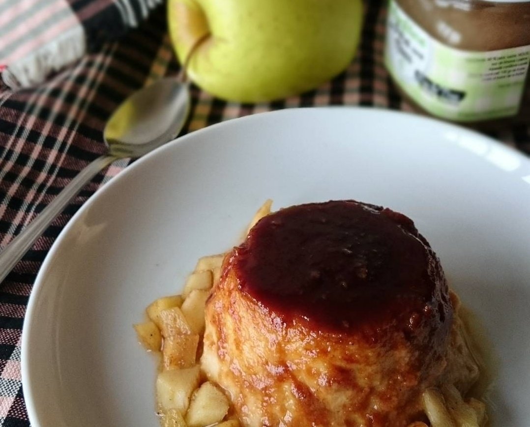L'espectacular flam de poma de @retallsdecuina està elaborat amb la nostra melmelada de poma🍏🍏🍏 i fa aquesta pintassa!😋👏👏👏
#foodrepost #foodrecipes