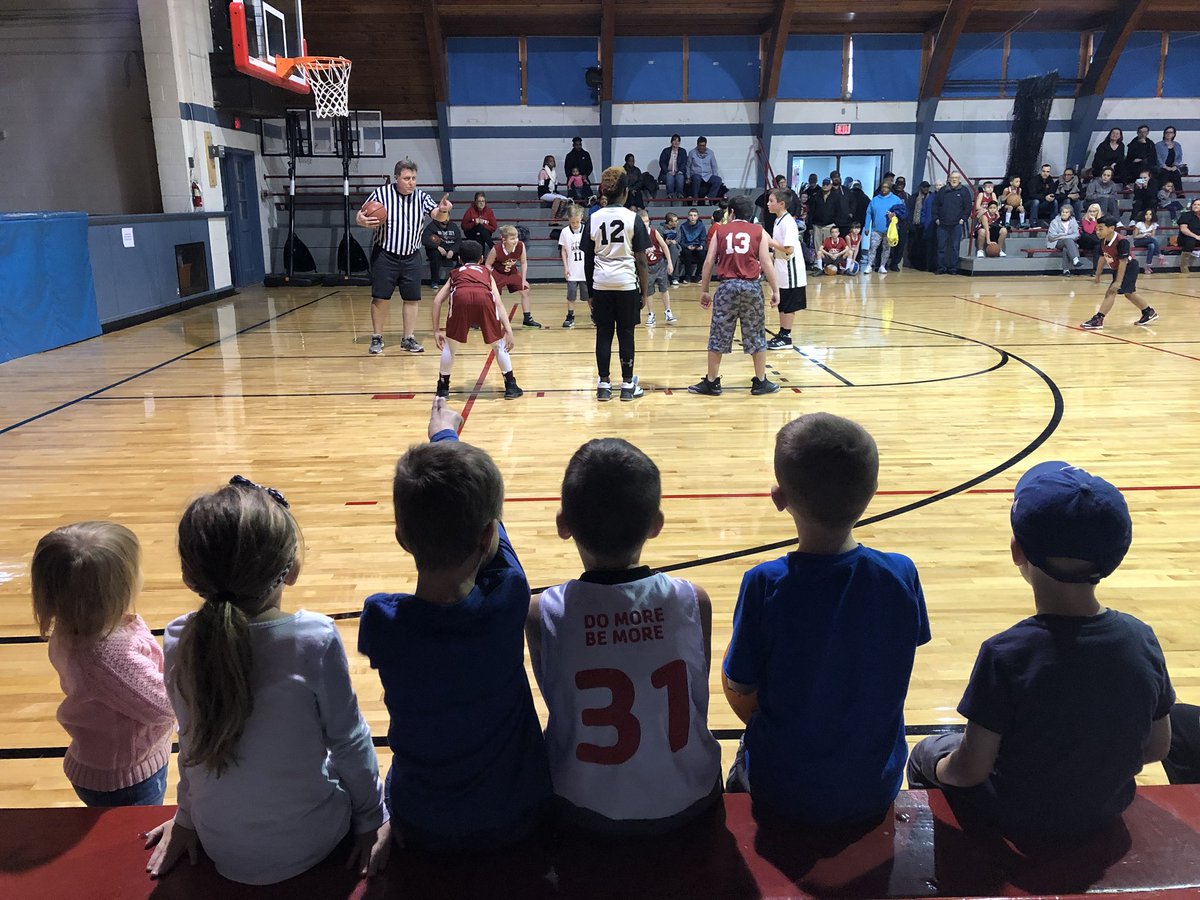 Cousins supporting cousins! ❤️ #Fitzfamily #Basketballfamily