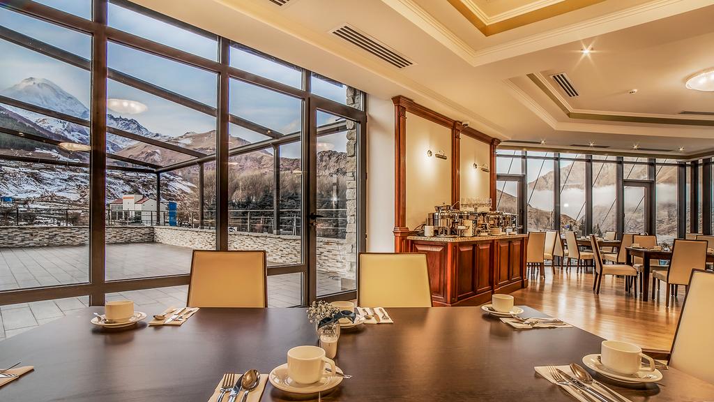 WorldGate5's tweet image. Amazing destination of Georgia,Kazbegi -Hotel Porta Caucasia Kazbegi 4*
470 $ PER PERSON IN CASE OF 2 ADULTS
410 $ PER PERSON IN CASE OF 3 ADULTS
2 Nights-Kazbegi-BB;/ 3 nights-Tbillisi-BB; Dolabaruri Hotel 4*
Price valid until March 2018
holidays@wgtravels.com /+995 555 22 24 93