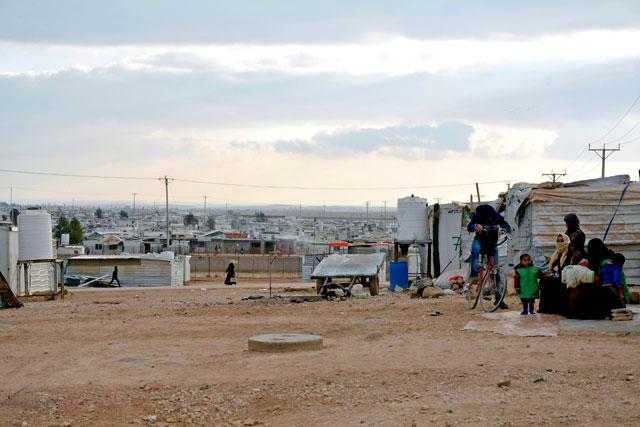 jordantimes's tweet photo. # Syrian #refugee population increases slightly last year https://t.co/duFXBL8TGR #Jordantimes #Amman #Bemman #Jordan #refugees #Syria https://t.co/7Gbm9GLvtX