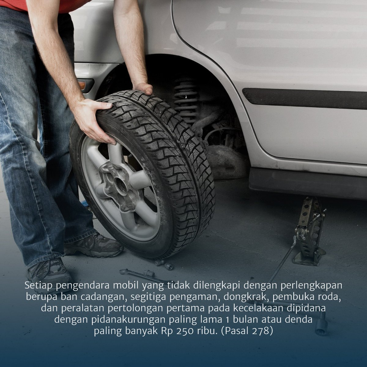 premyid's tweet photo. Setiap pengendara mobil yang tidak dilengkapi dengan perlengkapan yang seperti disebutkan berikut akan dipidana kurungan paling lama 1 bulan atau denda paling banyak Rp 250 ribu https://t.co/Pq8sAc6WpM