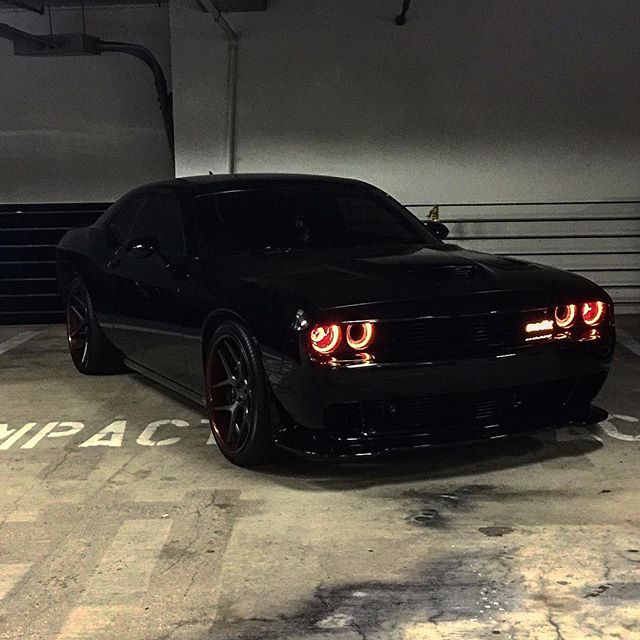 ChallengerJoe's tweet photo. #MondayMotivation from @ModFXCustoms
IG: https://t.co/vPVH2LxDmQ
Think you have the Challenger of the Day? Submit Your Story #MuscleCarMonday #MoparMonday https://t.co/dpxwA8OkEZ