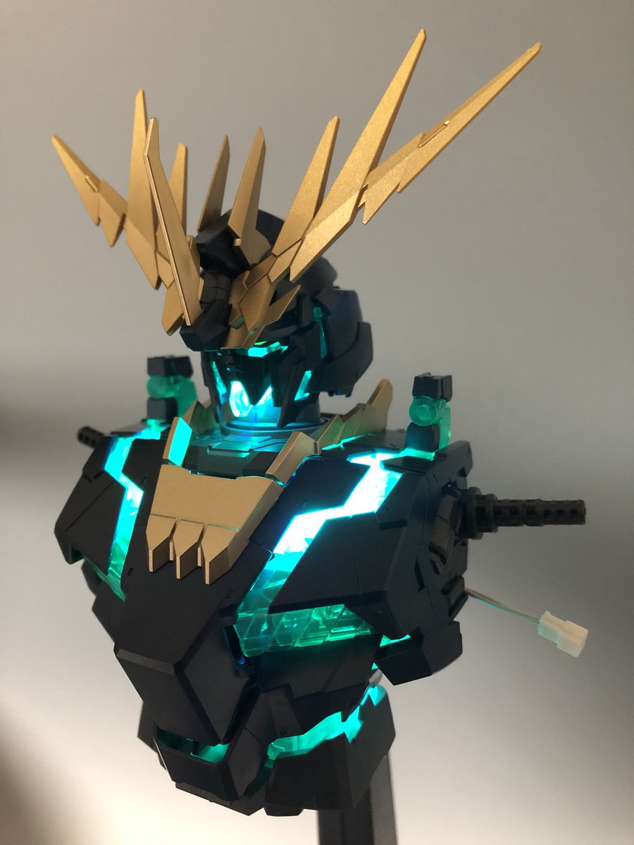 PG ユニコーンガンダム2号機 バンシィ・ノルン 今日は胴体まで LED