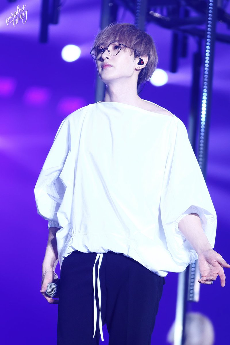 purpleSWing's tweet photo. ~ 1o Feb 2o18 #SuperShow7inHK #Eunhyuk @AllRiseSilver  -1 https://t.co/9QypdBduYz