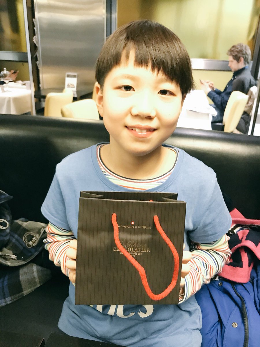 SwissTravels's tweet photo. 巧克力品尝 日内瓦 (Geneva) - 奖 (Gault Millau)
Du Rhône Chocolatier
Tasting Chocolate - Gault Millau Prized https://t.co/y8P9n8FSII