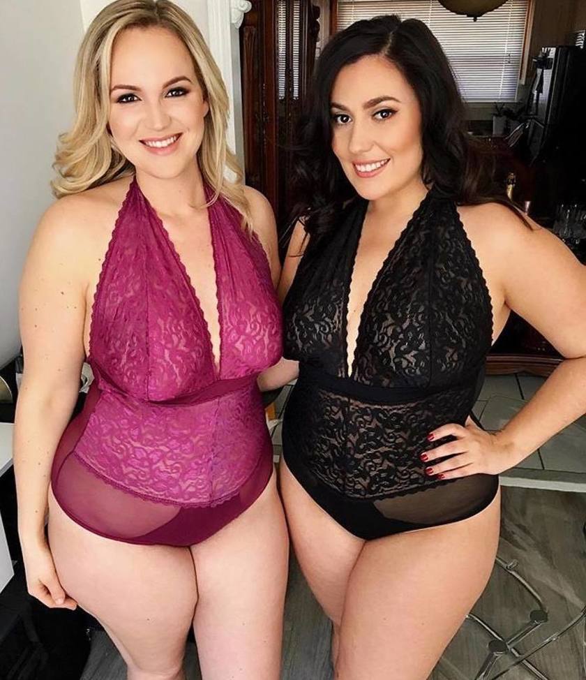 largefriends_1's tweet photo. https://t.co/MSOeCKzl1o
Check out the link in my bio to connect with hundreds of thousands of BBW now!
#bbwfashion #plussize #plussizedating #bbwdatingsites #dating #love #hairstyles  #love #instagood #ssbbw #bbwsex #bbwboobs #ssbbwdating #cury #chubby #cuurvywomen #ssbbwlover https://t.co/CIfsxSxLLD
