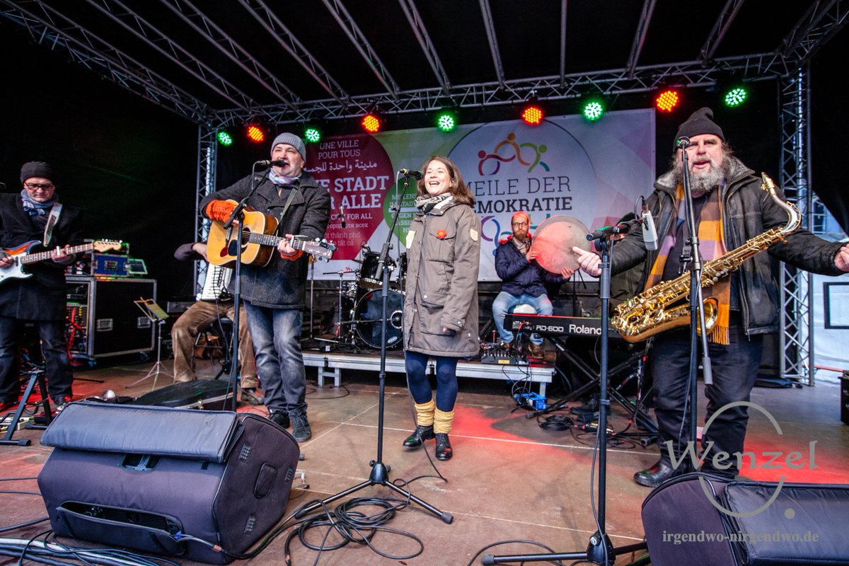 Dank <a href="/camsmdde/">camsmd</a>
und dem <a href="/OKMagdeburg/">Offener Kanal MD</a>
gibt es eine Aufzeichnung des kompletten Bühnenprogramms vom 20.01.2018 online.

bit.ly/2Cw3sKb