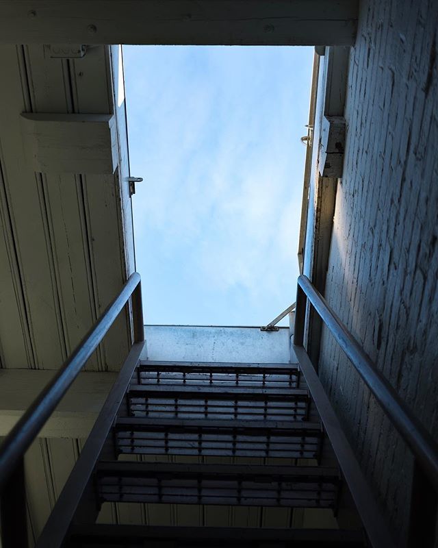 TourignyAlex's tweet photo. Haven’t posted since starting my new job but here’s to looking up! Found a cool walkway into the clouds this morning and was adult enough not to walk onto the roof. 
#mylife #photography #art #lifestyle #lookingup #designer #graphicdesign #muktimedia #ph… https://t.co/imIEIvHf8A https://t.co/wRZ1illYPF