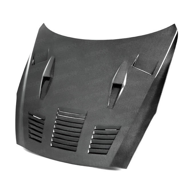PerformanceJap's tweet photo. Upodobnij swoją bestię do Batmobilu! 🚗  Karbonowa maska GTII-Style nada charakteru i wyróżni Twoje auto na drodze #JapPerformance 
👉 https://t.co/aZKdFI34BU https://t.co/eh5gq82wUX