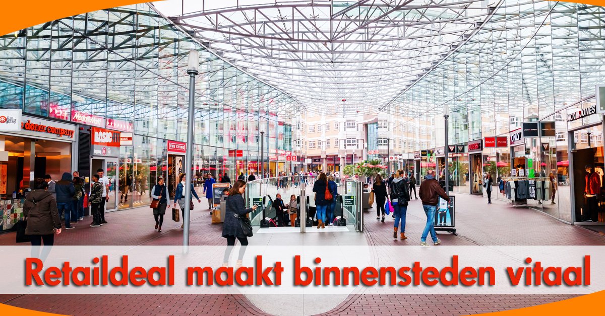 MAXVandaag's tweet photo. Al 152 gemeenten werken eraan mee om hun centrum leefbaar, gezellig en mooi te maken met de #retaildeal ➡ https://t.co/slH5mP2pp5 #MAXVandaag https://t.co/h4A6sicnAq