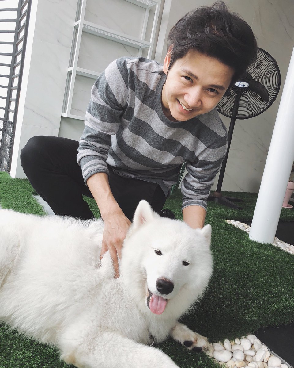 torsaksit's tweet image. 2018 year of the dog 🐶🐶