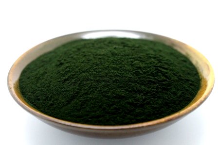 A study showed that among 50 people with #Alzheimer’s, aged 70-90, taking 6gm daily of #chlorella for 6 months, 68% experienced either a stabilisation or improvement in #cognitive functions. See full article @ dcnutrition.com/miscellaneous-…