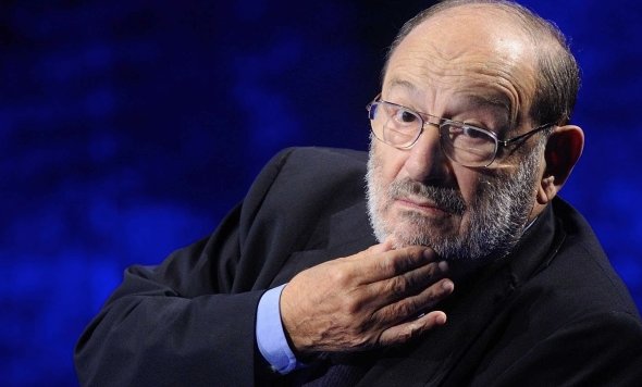 espressonline's tweet photo. "Caro nipote studia a memoria". Così scriveva #UmbertoEco, una riflessione sulla tecnologia e un consiglio per il futuro: Internet non può sostituirsi alla conoscenza né il computer al nostro cervello https://t.co/9yqXdgwg4v https://t.co/zAxnuOxQgw