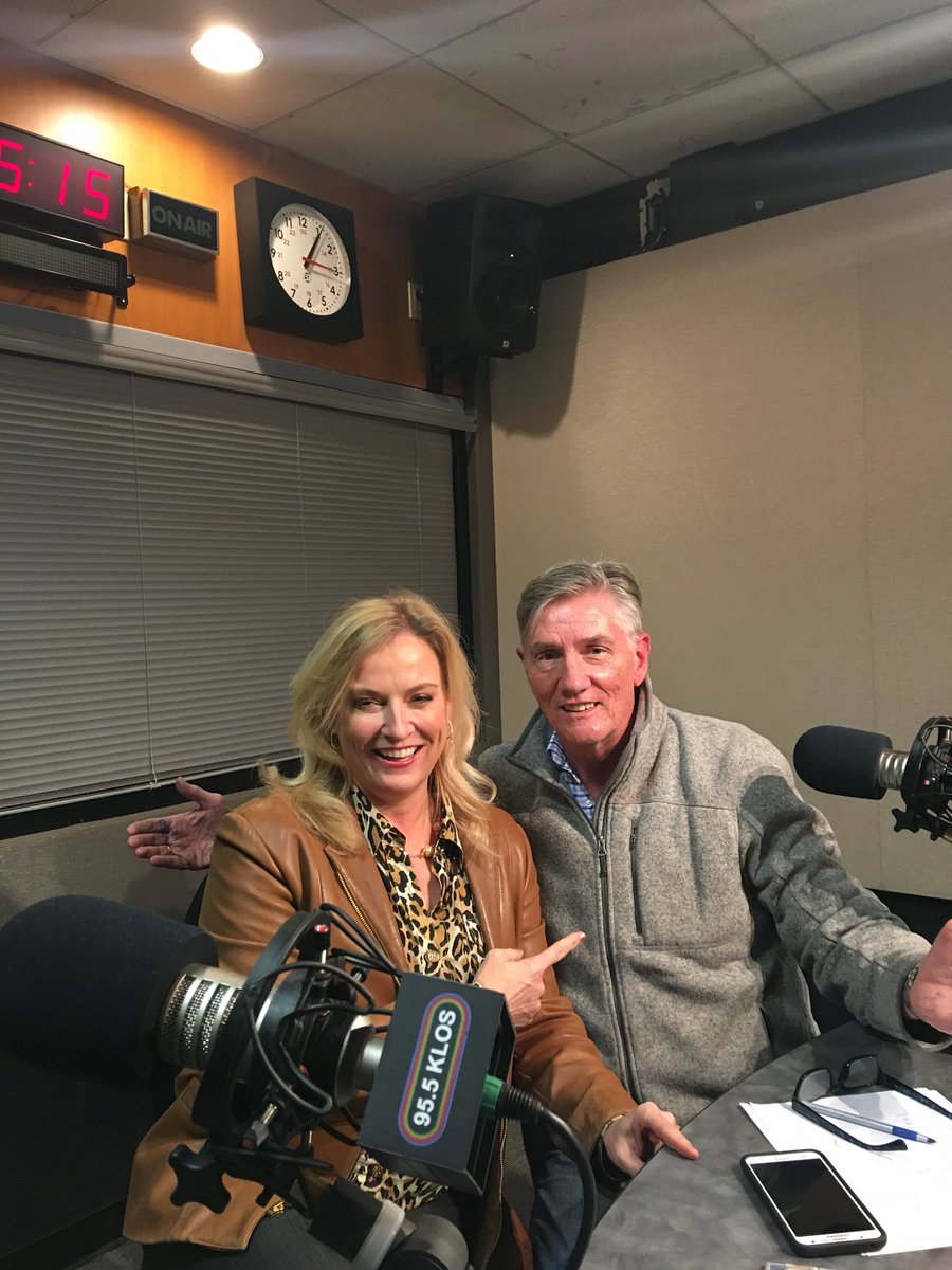 LauraHaydenFun's tweet photo. #SoThisHappened #adventurelife #KLOS #legendary @fraziersmith  #nativecalifornian #nerdedout being on the radio with a station I grew up with #rockandroll #losangeles #LA https://t.co/HxGsfXSDdx
