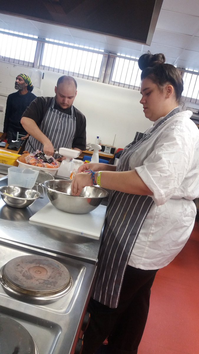 Tom Ruse tweet media