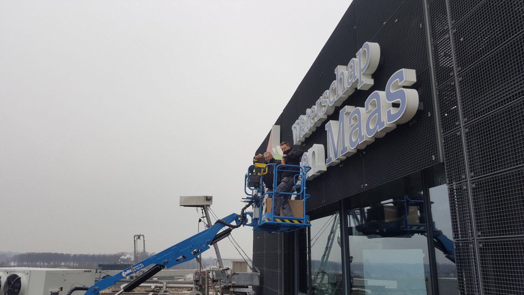 Doosletters vervangen op hoogte aan de A2 <a href="/aaenmaas/">aaenmaas</a>