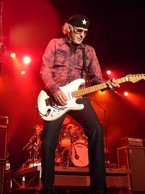  The Kid Is Hot Tonight  Happy Birthday to Loverboy guitarist Paul Dean.  Rock ON! 