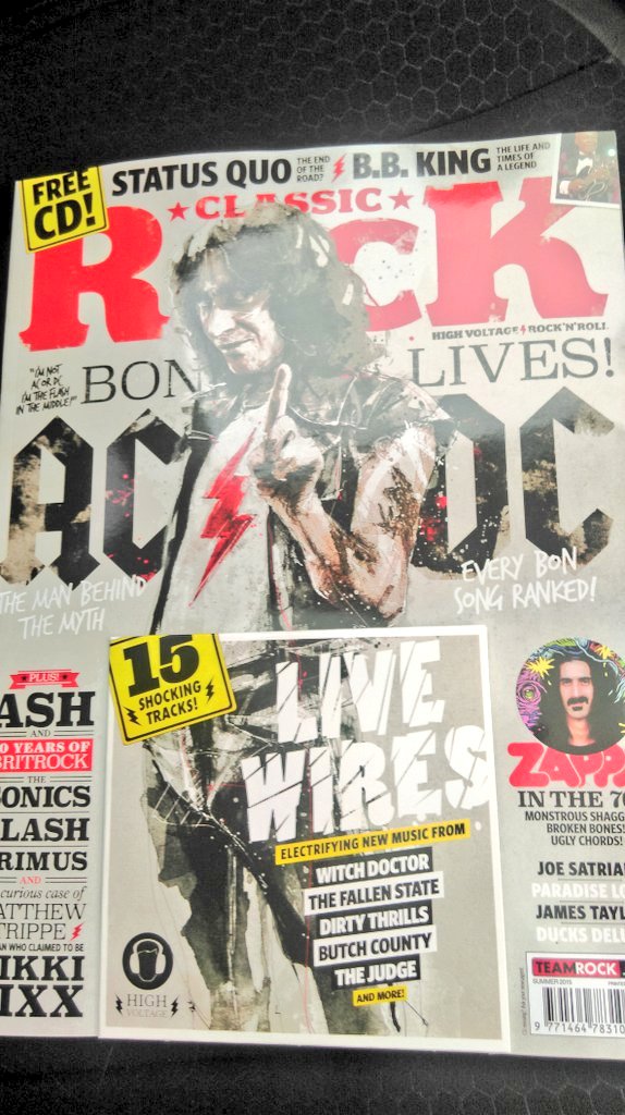 andrewdee03's tweet photo. @JFCRTFO Au revoir #BonScottRIP @acdc your legacy lives on 🎤☇🎶 https://t.co/gKHCqyZQK7