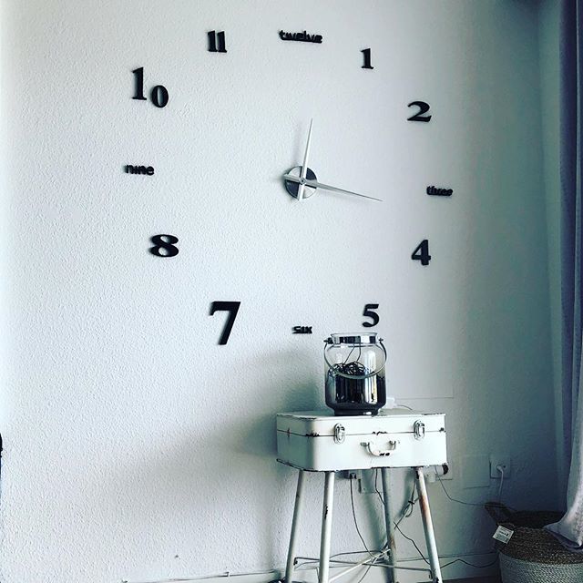 martijn10velden's tweet image. At home it’s easy to know what time it is. 🕰 #bigclock #whattimeisit #whattimeisitanyway #marinabotafoch #ibiza ift.tt/2sBNgHB