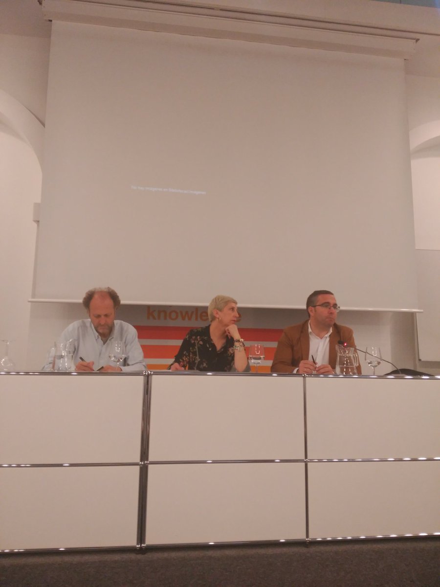 Interviene en la reunion extraordinaria del Consejo de Administración de #emartv el Alcalde de Los Palacios Juan Manuel Valle Chacón hablando de la problemática con las televisiones locales <a href="/OndaMencia/">Onda Mencía Radio</a> <a href="/ondalocalemartv/">Onda Local de Andalucía</a>