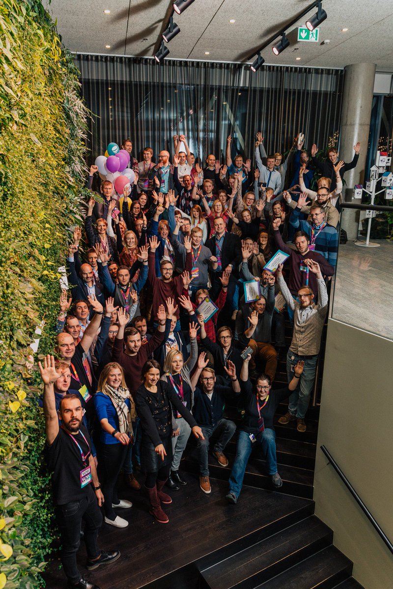 After various external programmes, we tackled very concrete internal problems and unleashed our employees to solve these at the Telia internal #hackathon - goo.gl/iwsuQW #peopleoftelia #corporate #innovation #getvunked