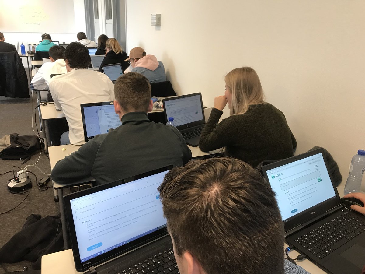 40 studenten van #minordigitalmarketing zijn bezig met 0-meting Digital Marketing kennis van <a href="/sqillzer/">Sqillzer HQ</a>
