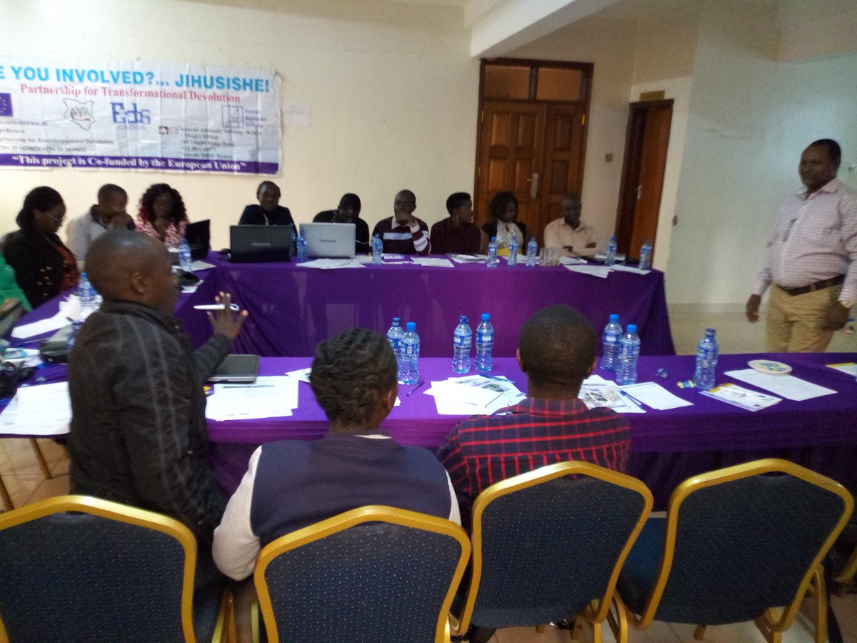 JoshuaChesire's tweet photo. Media training for Northrift journalists in Kitale on reporting Devolution organized by CEDGG @PTDKENYA @CEDGGNAKURU @KipzThaPoet https://t.co/iWM5eWr7Ms