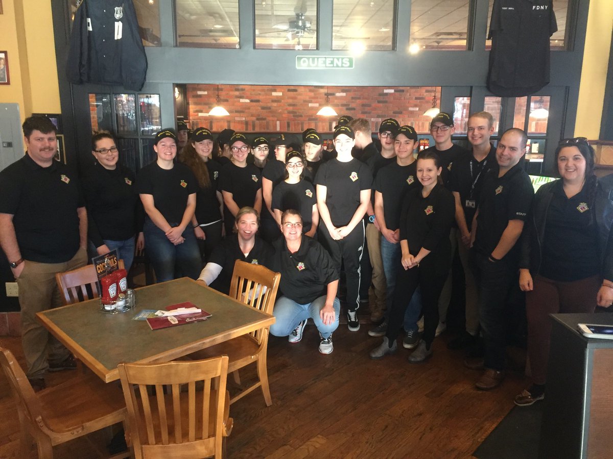 NSMainland's tweet photo. Your Servers Await st the Sackville Snow Days Pancake Breakfast.  Freeman’s Lower Sackville.  #305Sackville #SnowDays2018 https://t.co/gGfLJs9oQg
