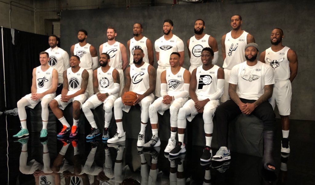 zero_airbowz's tweet image. NBAオールスターゲーム2018のユニフォームが、Bリーグオールスターと同じ白黒！

もしやNBAがBリーグを参考にしたのか？www

#NBAAllStar2018