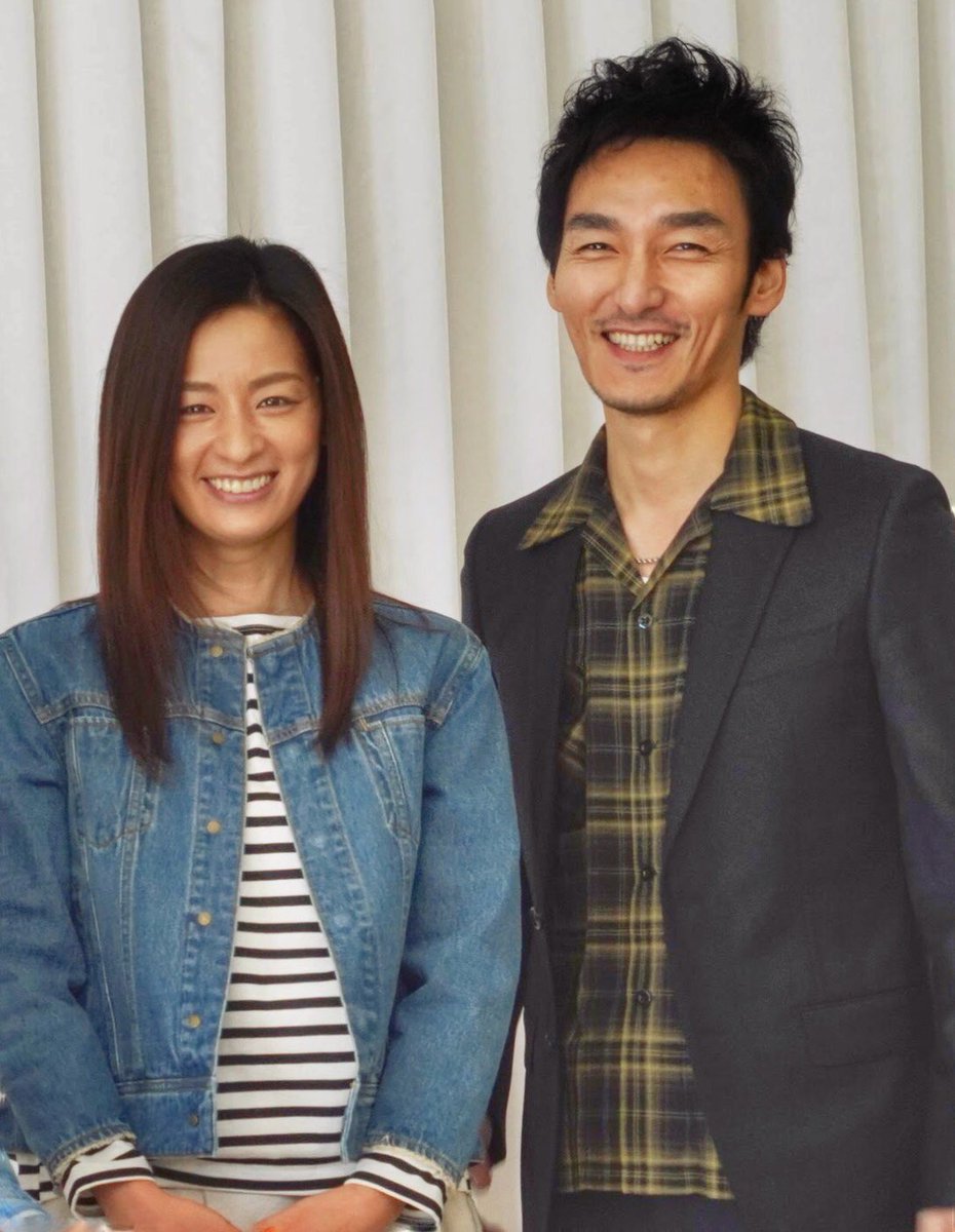エンタメ速報 V Twitter クソ野郎と美しき世界 草彅剛と尾野真千子が夫婦役 お似合いすぎる 身長差が素敵 の声 草彅剛 尾野真千子 クソ野郎と美しき世界 新しい地図 T Co U06q4f96kp エンタメ速報 V Twitter クソ野郎と美しき世界 草彅剛と尾野真千子が夫婦役 お似合いすぎる 身長差が素敵 の声 草彅剛 尾野真千子 クソ野郎と美しき世界 新しい地図 T Co U06q4f96kp